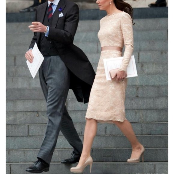 NEW L.K.Bennett Patent-Leather Nude Pamps - Picture 5 of 5